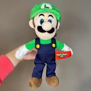 Luigi 10” Plush from Super Nintendo World Theme Park Collectable